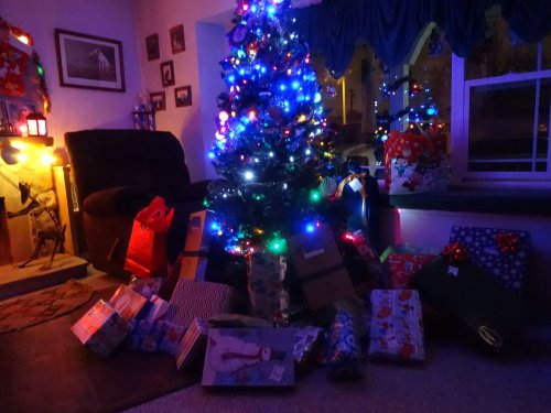 Christmas tree and presents