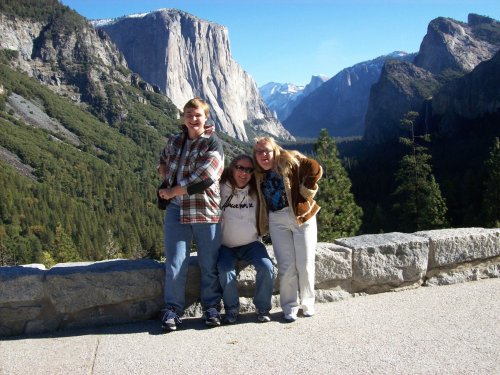 Family in Yosemite 