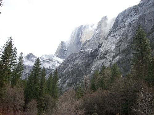 Snow from Yosemite Valley 