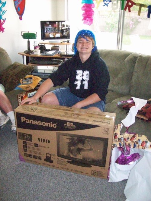 Jonny in utter amazement at new TV 