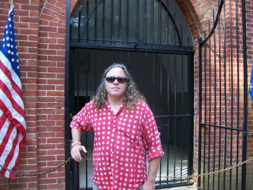 Jon by current George Washington tomb 