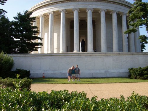 Family at Jefferson Memorial 