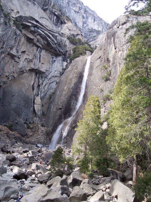 Yosemite falls 