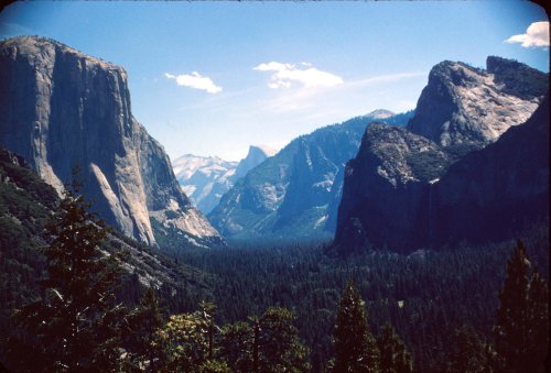 Yosemite Valley from tunnel 